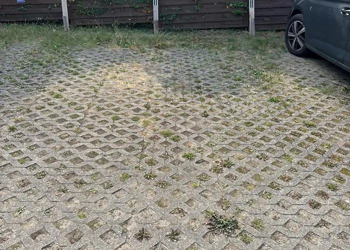 Am Golfplatz סטרומברג